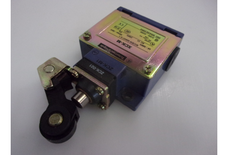 Telemecanique Sensor XCK-M Eindschakelaar. NIEUW.